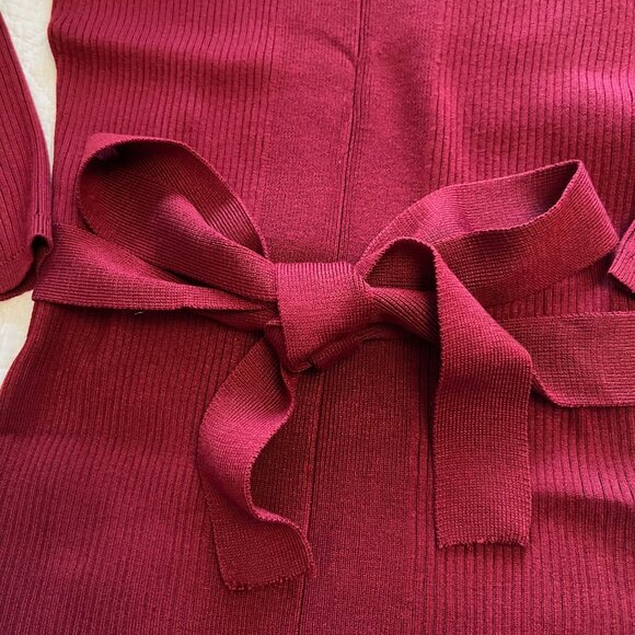 RW&Co Red Knit Tie Waist Bodycon V-Neck Longsleeve Dress - Picture 4 of 8